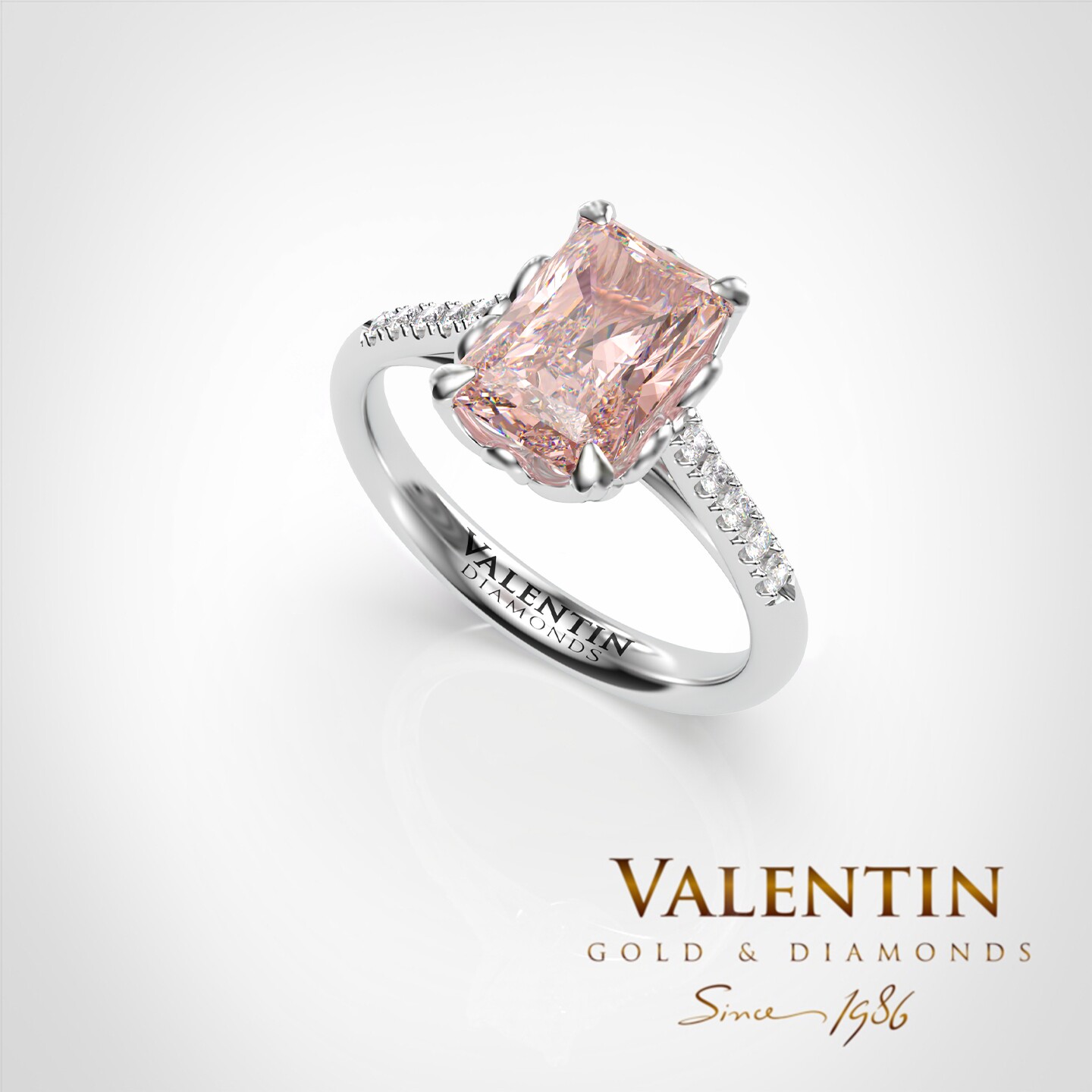 4775 White Pink Diamond 2